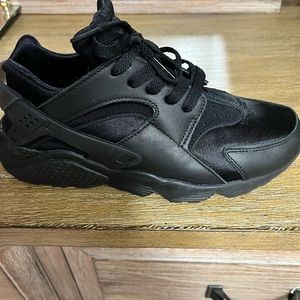 Huarache Sneakers